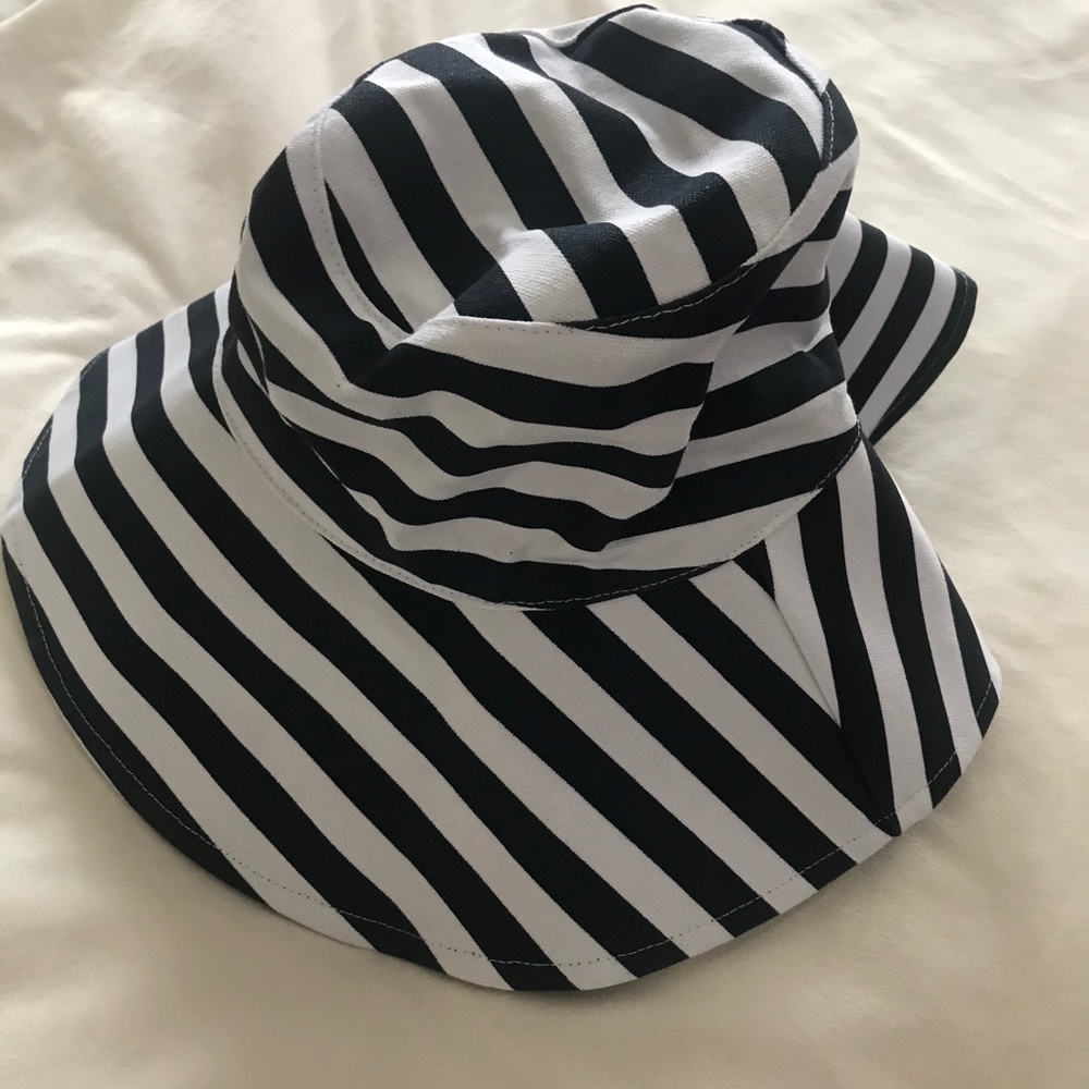 Draper James stripped reversible sun hat